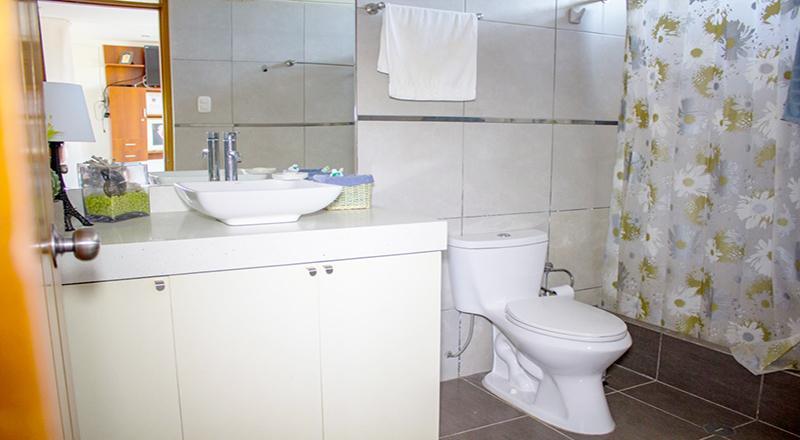 VENTA DE CASA DE 3 PISOS EN PIMENTEL